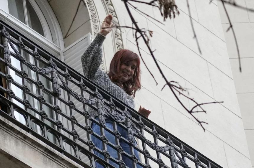 Cristina Kirchner cuestionoacute la poliacutetica econoacutemica de Milei- Estaacutes yendo a un callejoacuten sin salida