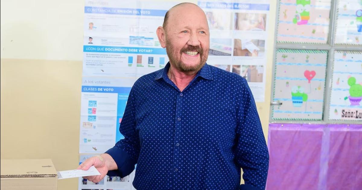La oposicioacuten de Formosa busca frenar la reeleccioacuten indefinida de Gildo Insfraacuten