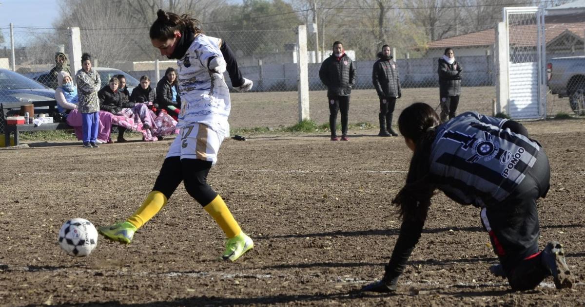 All Boys ganoacute y estiroacute la ventaja