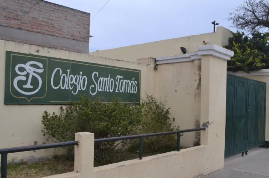 Los colegios adoptan medidas para afrontar el friacuteo 