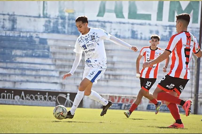 Costa Brava cayoacute ante Atenas en Riacuteo Cuarto 