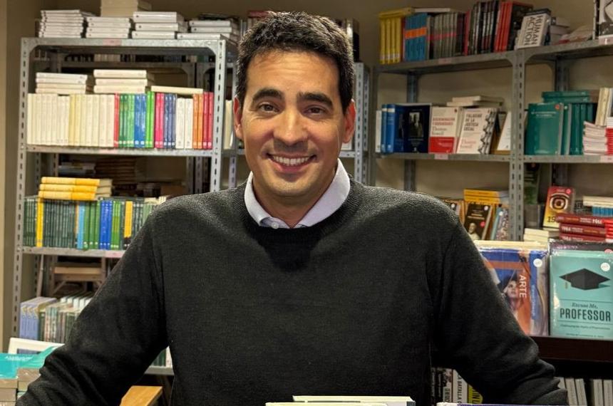 Ravier promete una campantildea a pura motosierra- Sobra mucho ntildeoqui en Casa de Gobierno