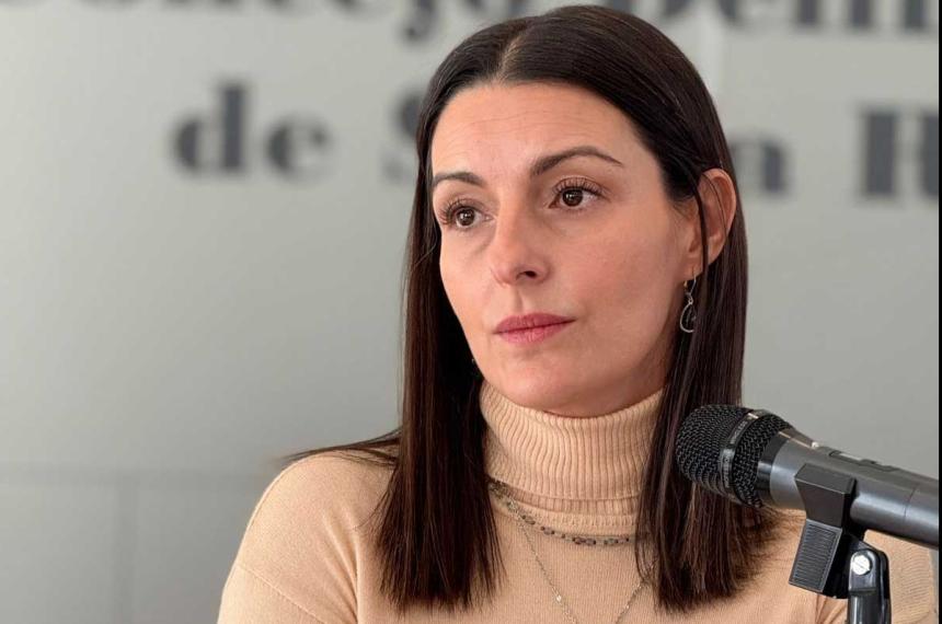 Romina Montes de Oca- Maternar asiacute no es posible