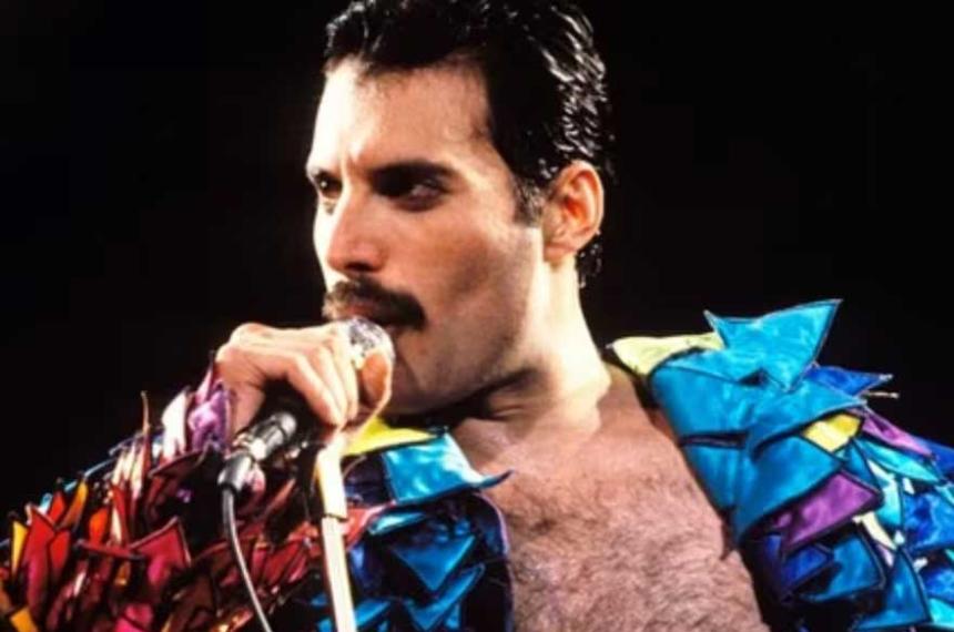 Freddie Mercury habriacutea tenido una hija hace 50 antildeos- todo lo que se sabe