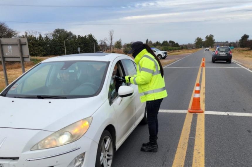 Nueve alcoholemias positivas en operativos de traacutensito vehicular