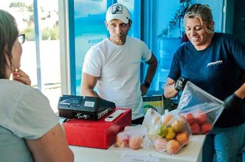 Moacutedulo Despensa del Mercado Municipal con ofertas variadas en el barrio Esperanza