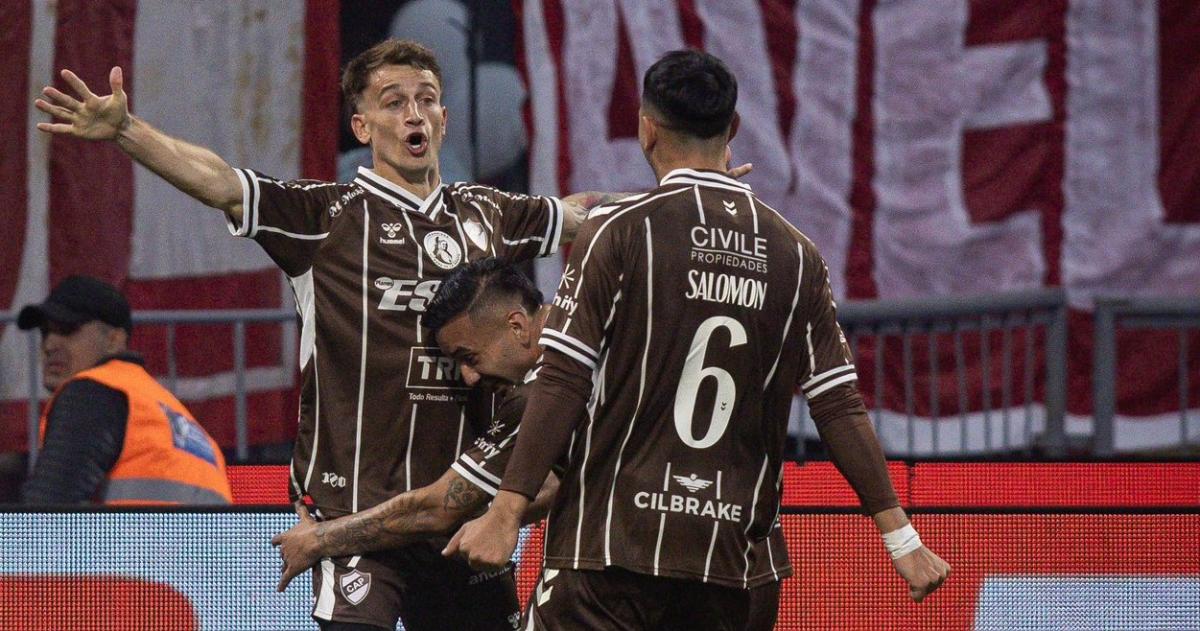 Racing y Platense la quieren seguir