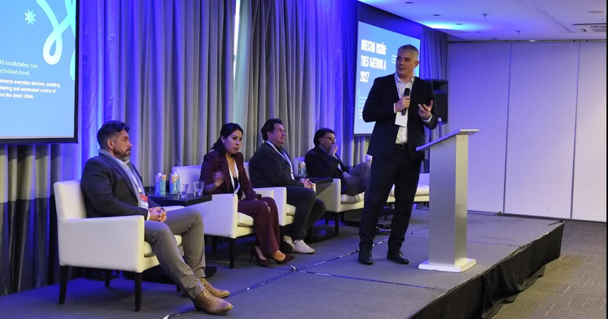 EMPATEL promete cumplir metas- somos un caso uacutenico en el paiacutes