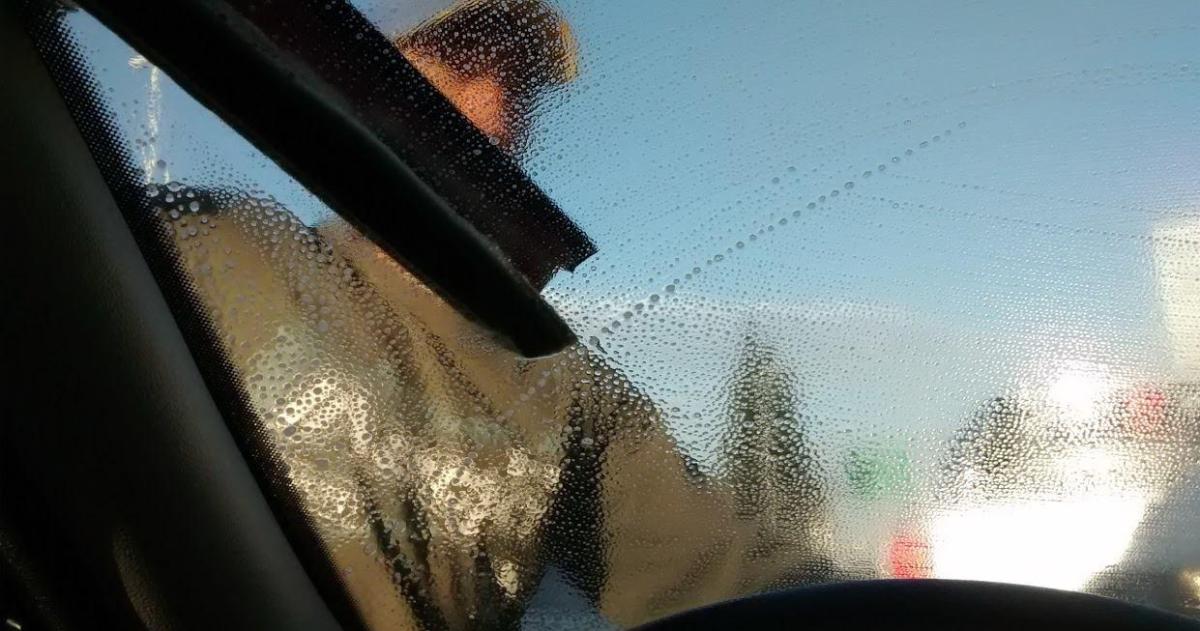 Limpiavidrios en Santa Rosa- una mujer demorada tras un incidente 