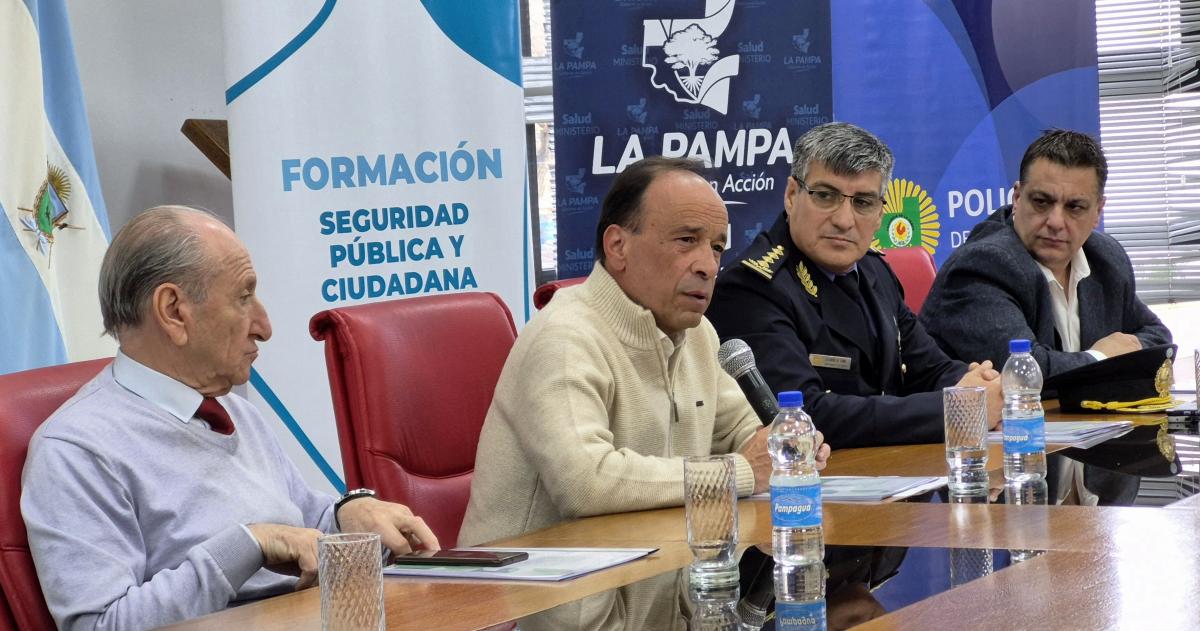 Presentaron una guiacutea para la intervencioacuten en urgencias de salud mental
