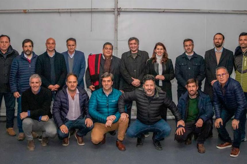 Maacutes de 40 intendentes del peronismo se reunieron en Joseacute C Paz y cuestionaron el desdoblamiento electoral