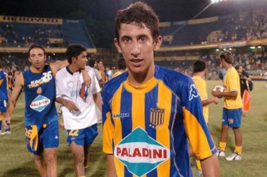 Aacutengel Di Mariacutea ya entrena en Rosario Central