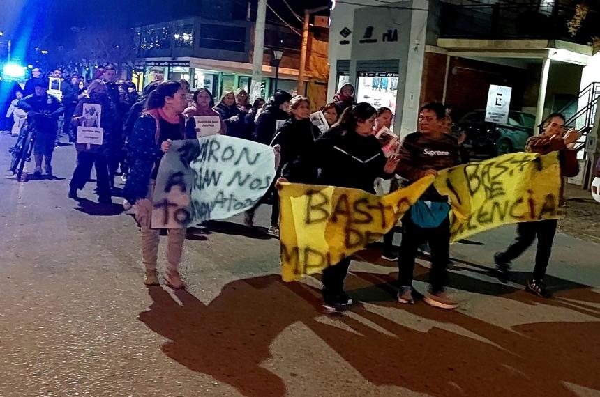 25 de Mayo- marcha en reclamo de justicia por el joven discapacitado golpeado brutalmente
