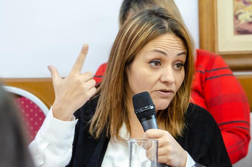 Cuadrado exige informes sobre control ambiental e inversiones en aacutereas petroleras