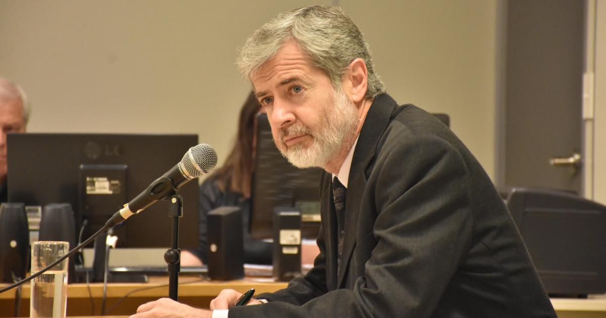Un antildeo de prisioacuten en suspenso por amenazas con cuchillos