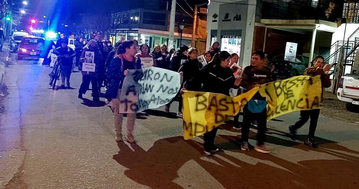 25 de Mayo- marcha en reclamo de justicia por el joven discapacitado golpeado brutalmente