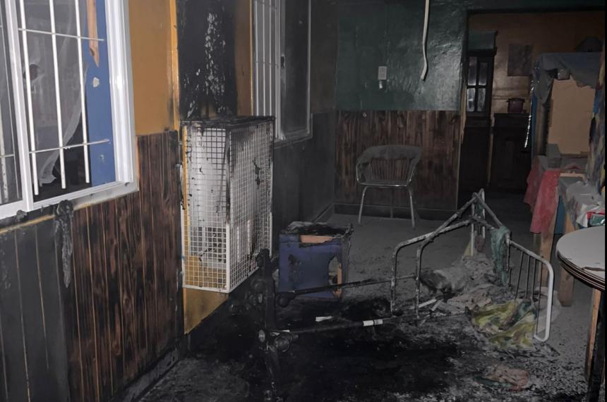Incendio en un geriaacutetrico de Santa Rosa- 13 ancianos rescatados