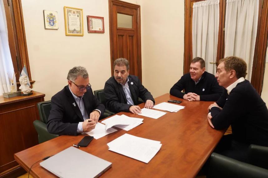 Acuerdo total de La Libertad Avanza y el PRO en la provincia de Buenos Aires