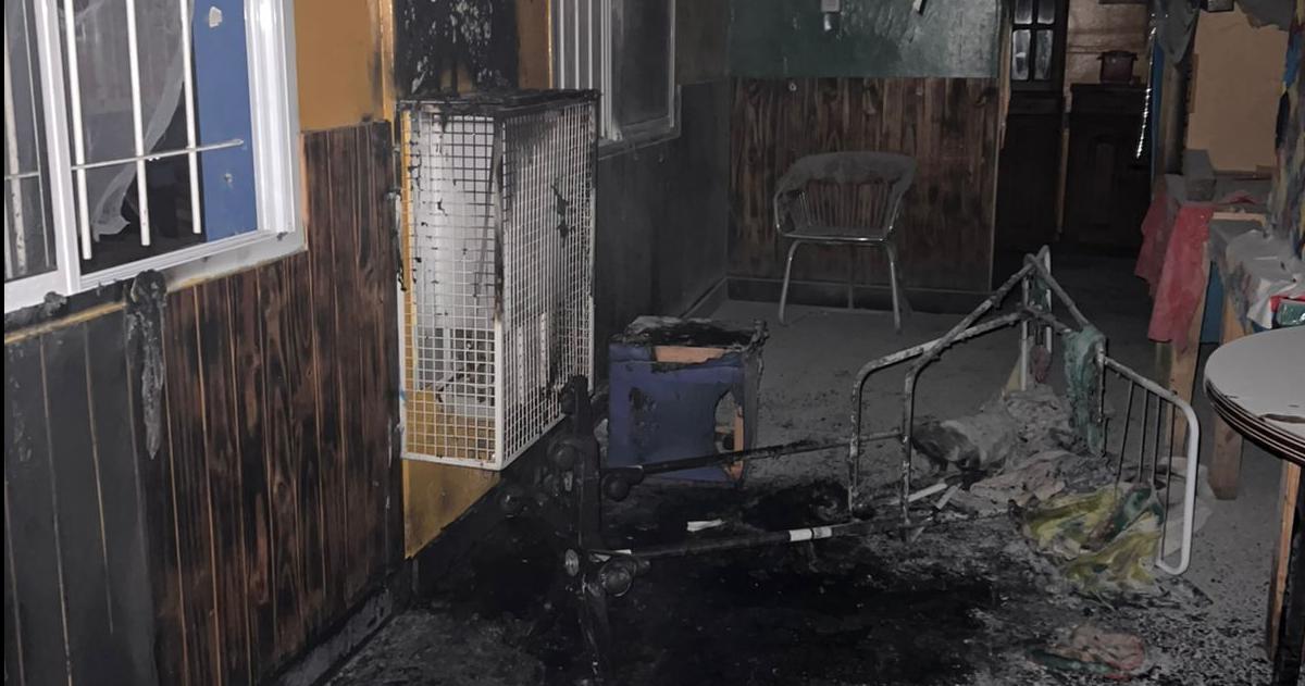 Incendio en un geriaacutetrico de Santa Rosa- 13 ancianos rescatados