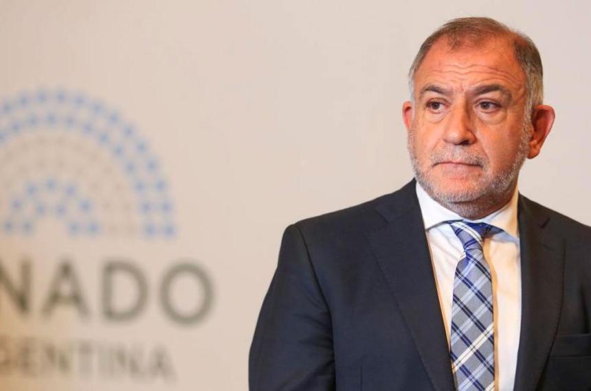 Luis Juez se emocionoacute durante el debate por la emergencia en discapacidad- No importa lo que digan los economistas