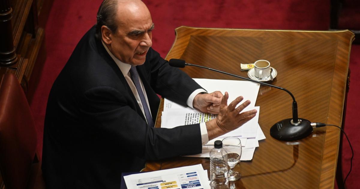 El Gobierno salioacute a acusar al kirchnerismo de dar un golpe institucional en el Senado