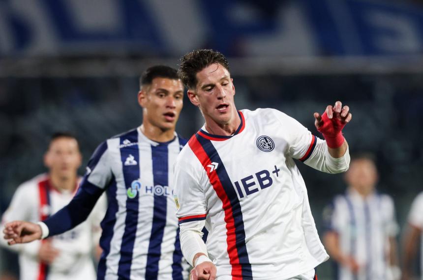 San Lorenzo comenzoacute con el pie derecho