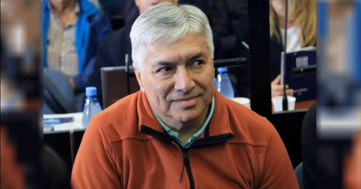 Unifican en 15 antildeos las condenas a Laacutezaro Baacuteez por las causas Ruta del dinero K y Vialidad