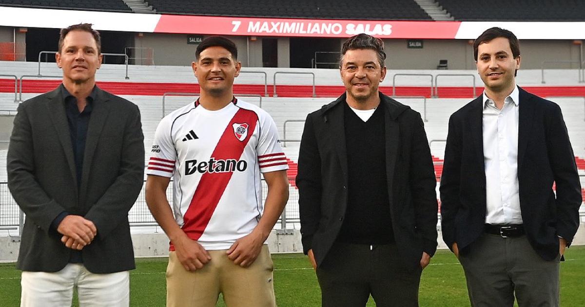 Maxi Salas ya luce la banda