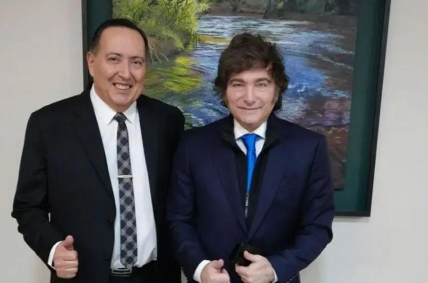 El pastor amigo de Milei cambioacute su relato del milagro- ahora dice que teniacutea solo US9500