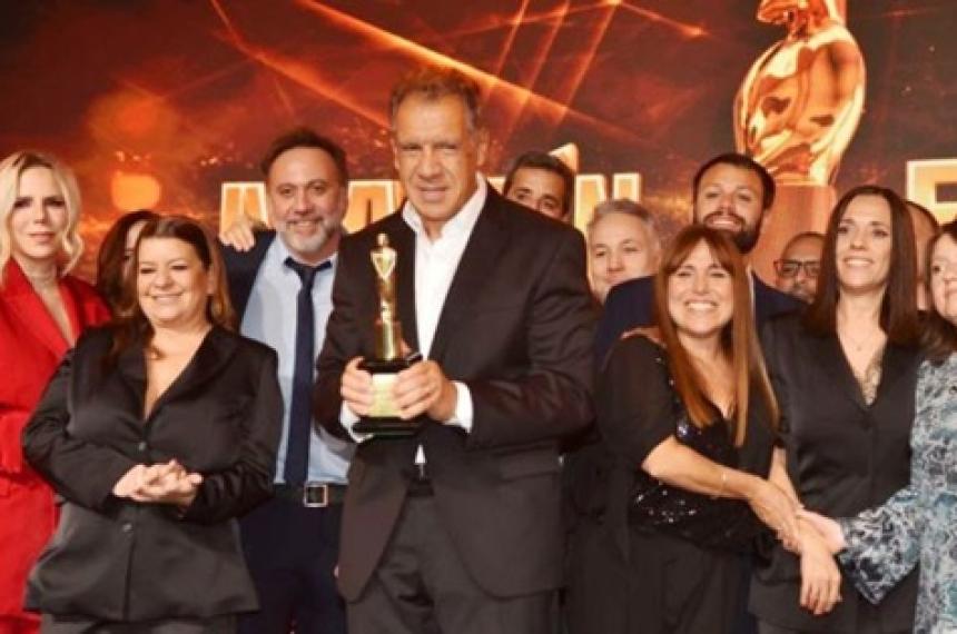 Martiacuten Fierro de Portales Web- Daniel Hadad obtuvo el Oro