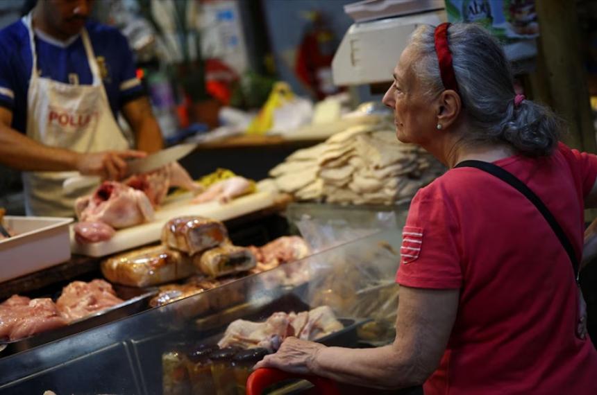 El crecimiento del PBI se mantiene en 2025 pero consultoras advierten una desaceleracioacuten