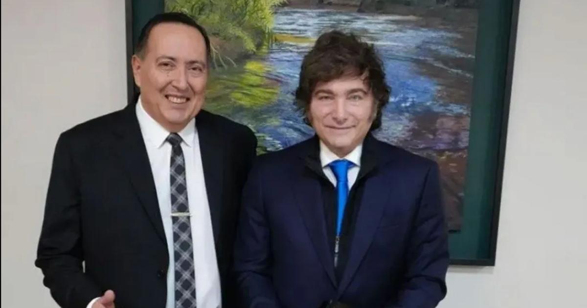 El pastor amigo de Milei cambioacute su relato del milagro- ahora dice que teniacutea solo US9500
