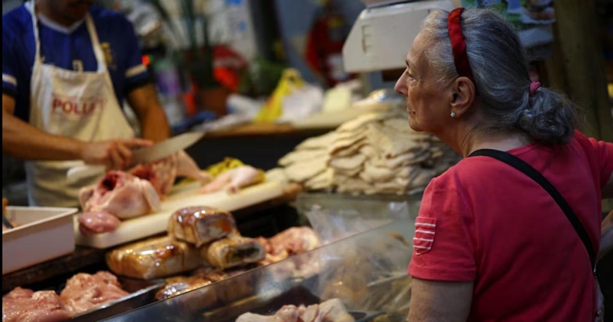 El crecimiento del PBI se mantiene en 2025 pero consultoras advierten una desaceleracioacuten