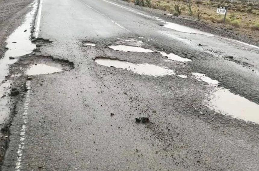 Alerta por el colapso vial- El 50-en-porciento- de las rutas en el paiacutes estaacute en mal estado