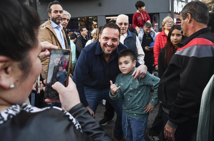 Di Naacutepoli a modo Rockstar decidido a romper el molde