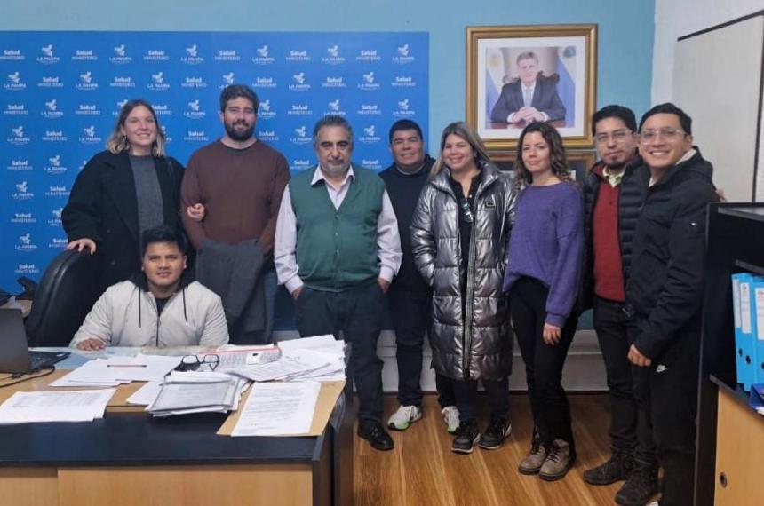 Suman profesionales a la Red Provincial de Salud
