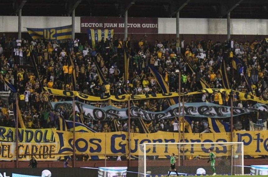 iquestVuelve el puacuteblico visitante