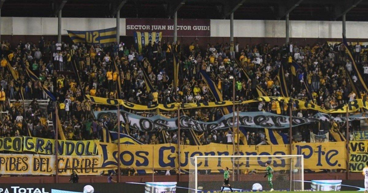 iquestVuelve el puacuteblico visitante