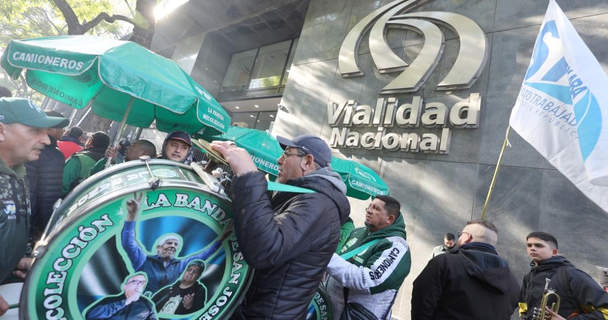 La Justicia suspendioacute el decreto de Milei que disuelve Vialidad Nacional
