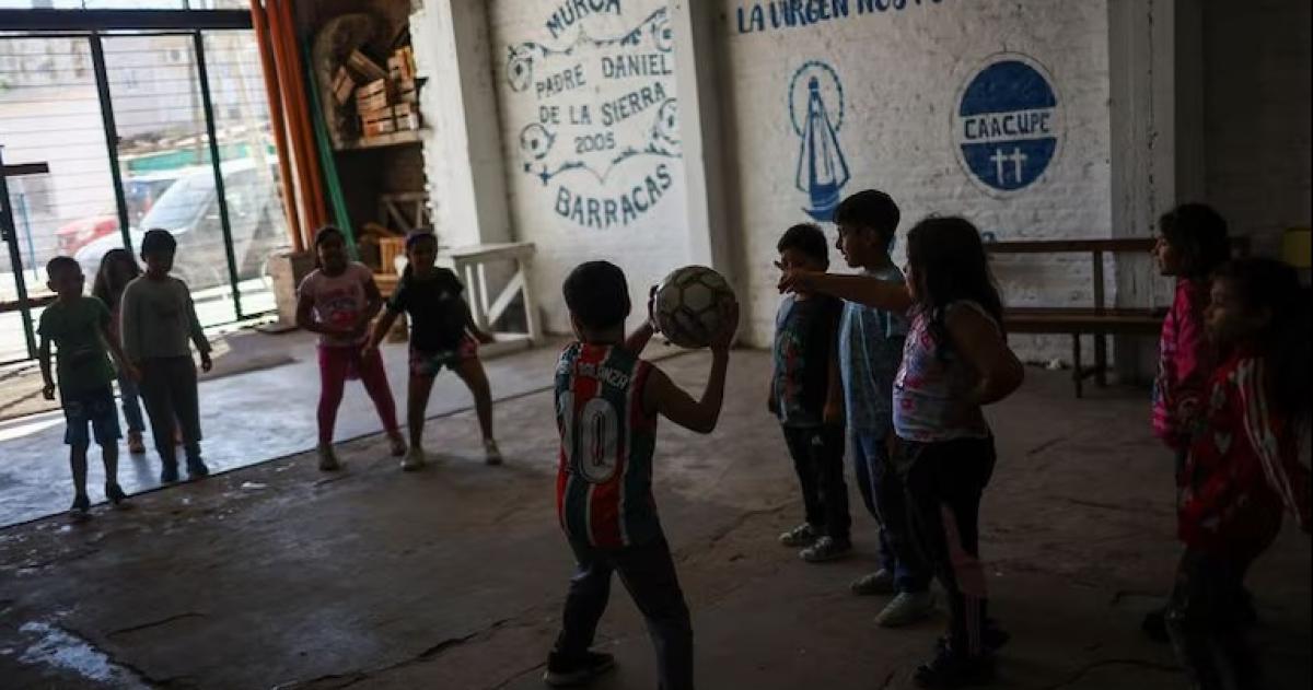Pobreza infantil- Unicef reveloacute avances pero auacuten afecta a maacutes de la mitad de los nintildeos