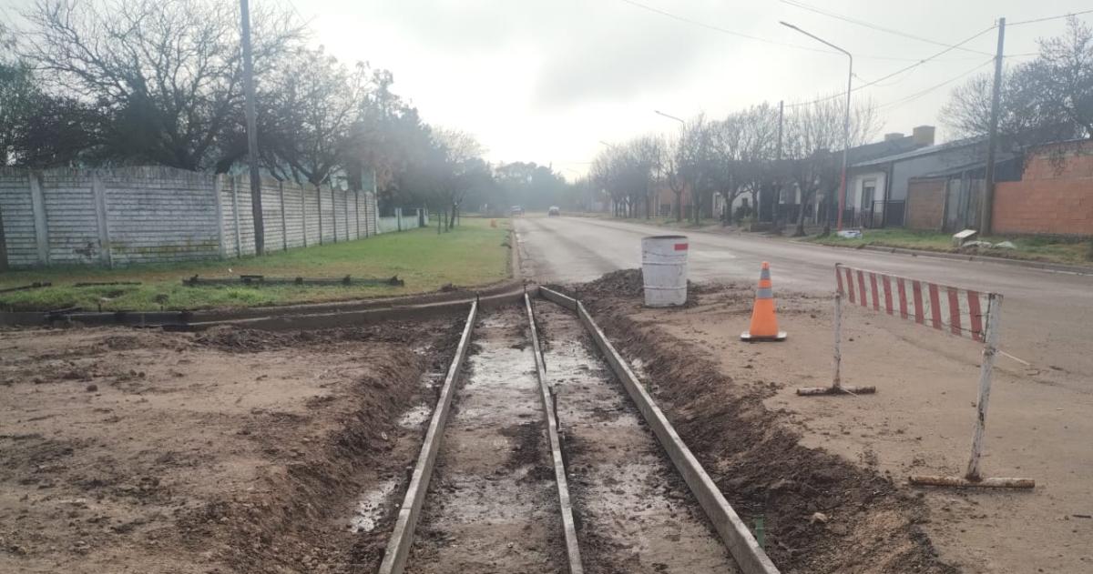 Avanza la obra de cordoacuten cuneta y badenes en San Martiacuten