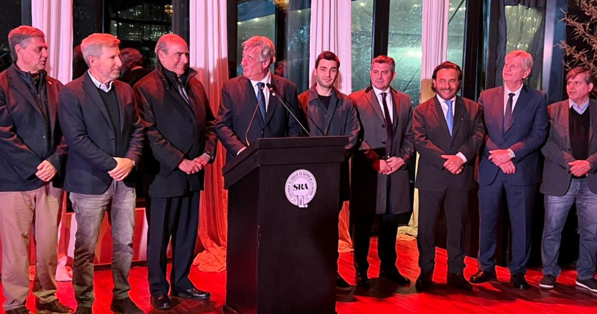 Federalismo pelea y diaacutelogo la rosca entre la necesidad y el exceso