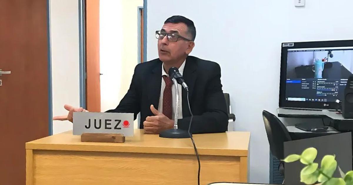 Victorica- diez diacuteas de arrestro para el menor que matoacute a otro