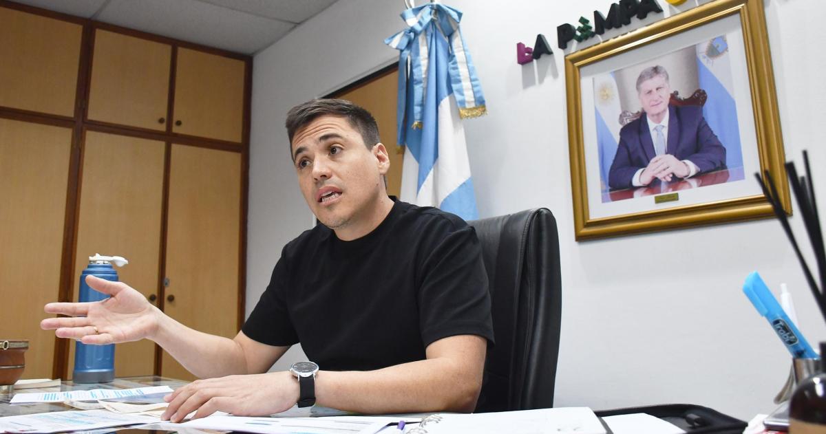 Turbulencia en Turismo- Echeveste denuncia ataques poliacuteticos en antildeo electoral