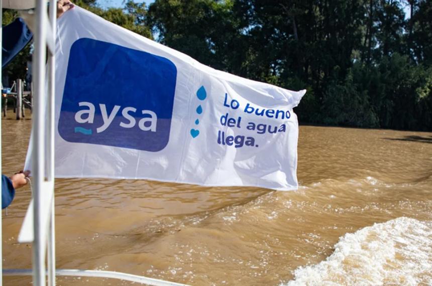 Milei autorizoacute la privatizacioacuten total de AySA mediante la venta de las acciones estatales