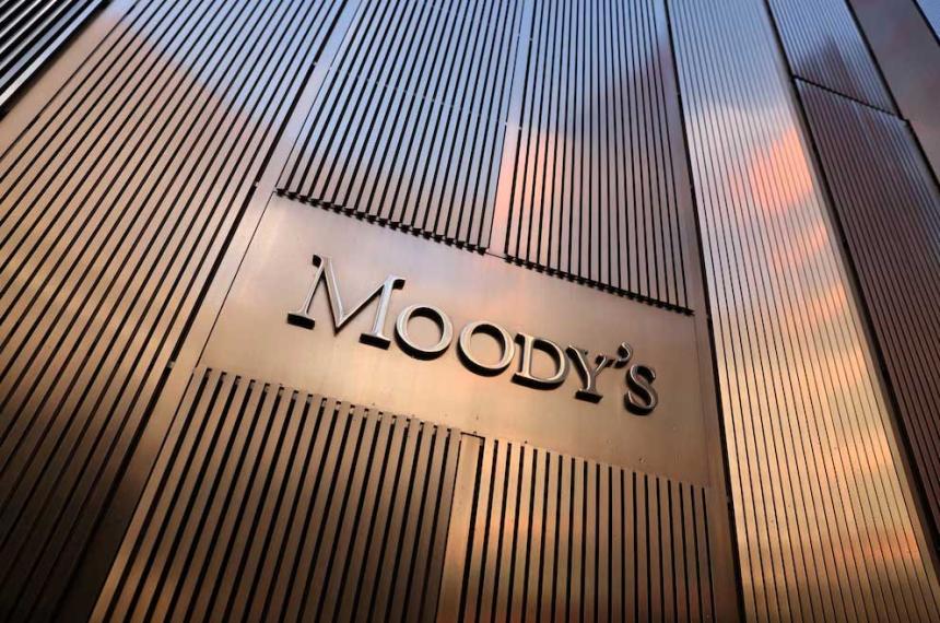 Elevaron la nota crediticia de empresas argentinas tras el avance de la deuda soberana