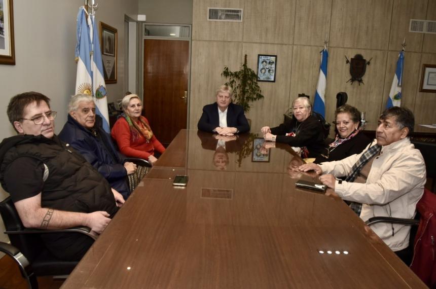 Ziliotto recibioacute a jubilados y aseguroacute que La Pampa mantendraacute su caja previsional