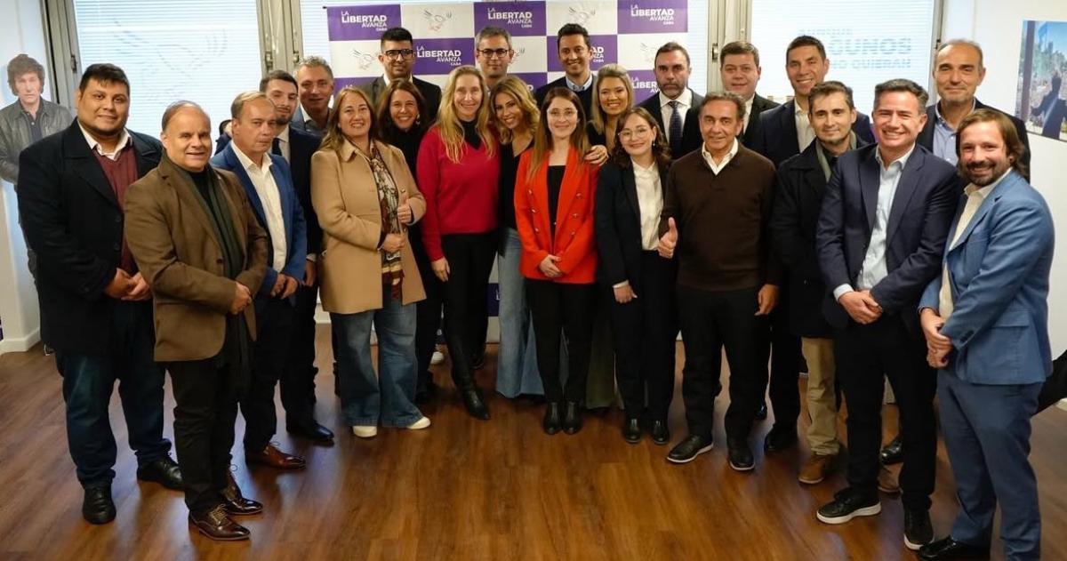 La Libertad Avanza festejoacute la formalizacioacuten del partido