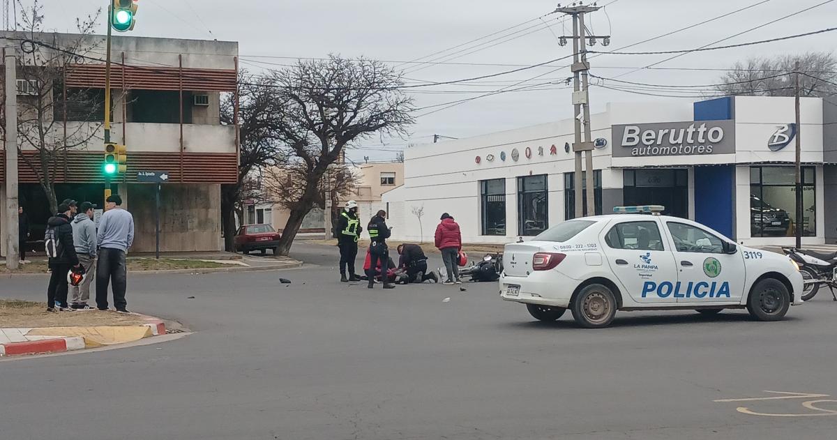 Un motociclista herido tras un choque con una pick-up en Spinetto y Ortiz