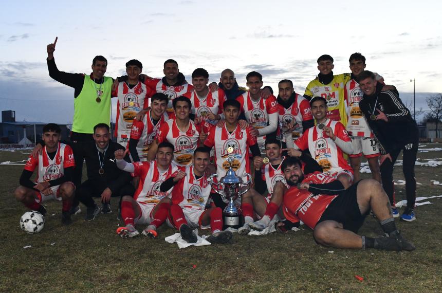 Alpachiri gritoacute campeoacuten en la Liga Regional Surentildea